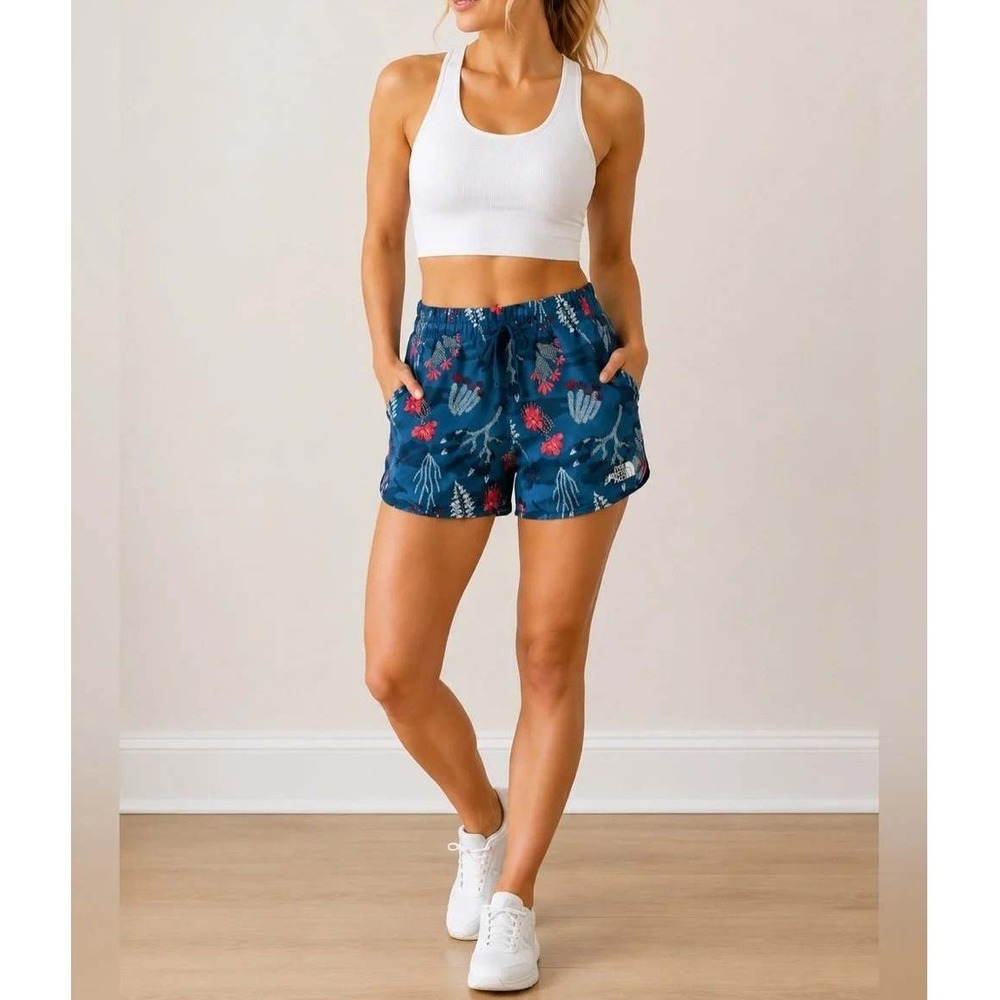 The North Face Class V Water Short Womens Medium Joshua Tree‎ Print Blue Floral
